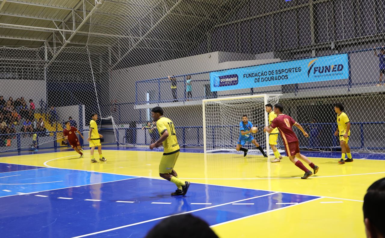 Finais do futsal dos Jogos da Juventude movimentam a manhã desta sexta-feira